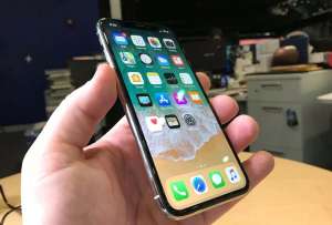 玩机达人：为什么iPhone手机信号差，续航少，却依旧火热？